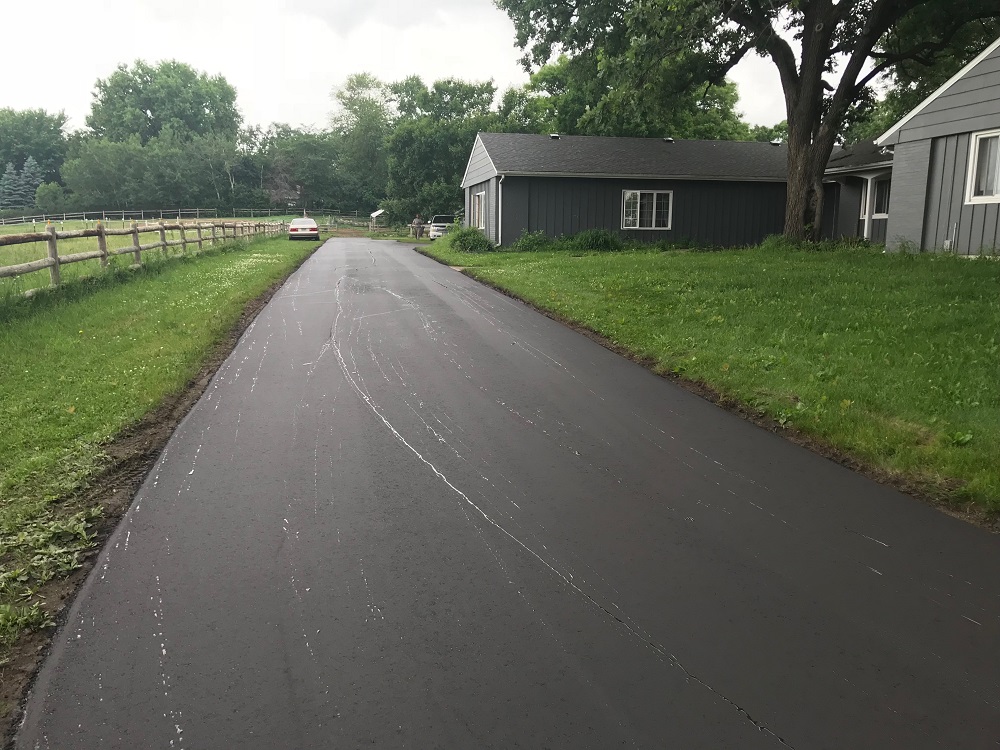 Asphalt-paving-greeley-colorado.jpeg